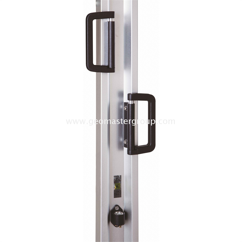 طاقم عمل الباركود إنفار