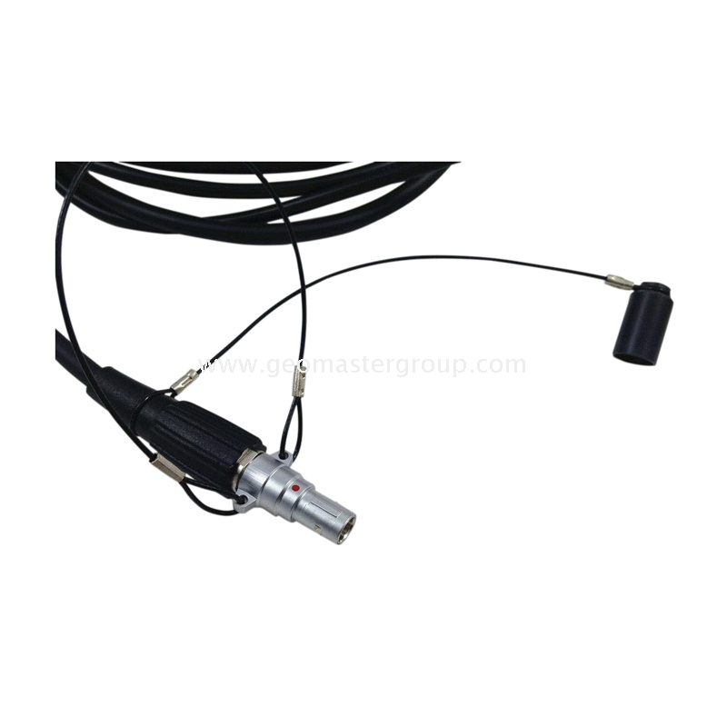 كابل البيانات والكهرباء