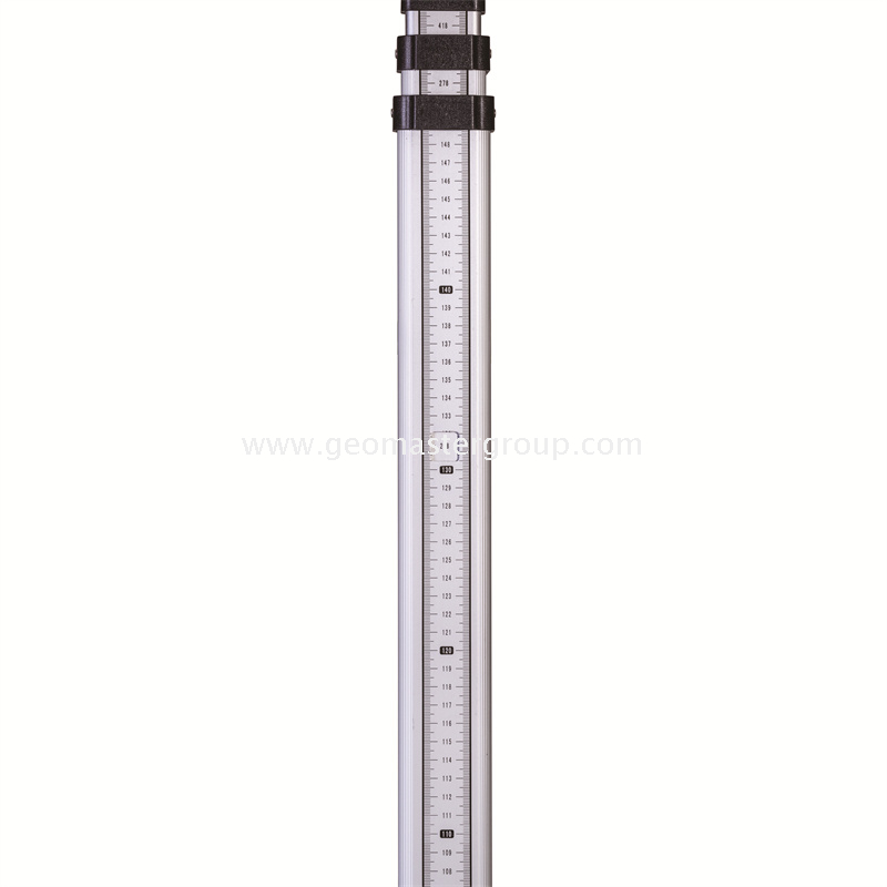 قضيب تسوية الألمنيوم