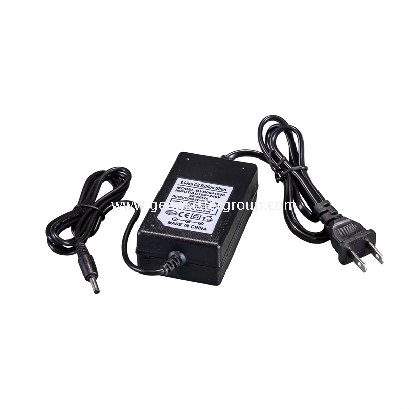 شاحن بطارية المسح