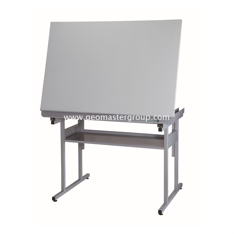 طاولة الرسم (A0)