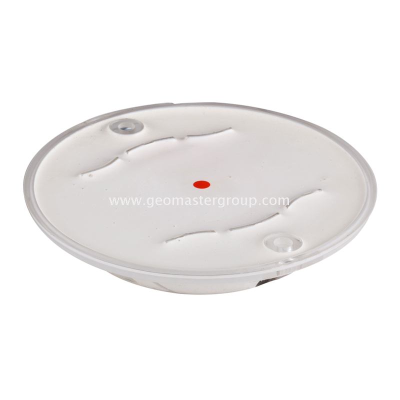 مسمار الطريق الشمسية