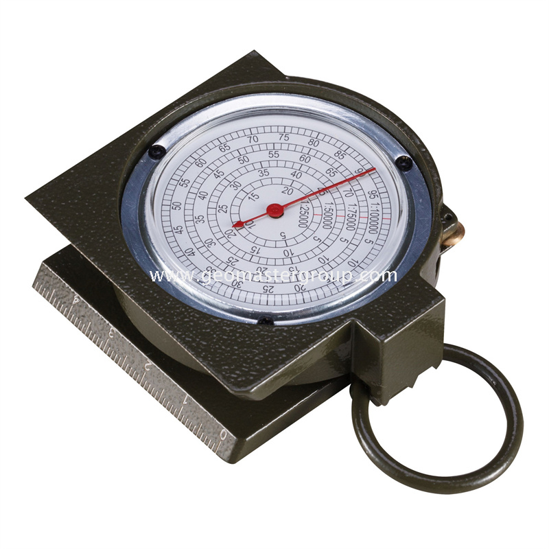 بوصلة عسكرية