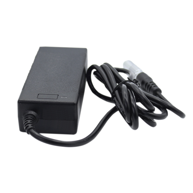 شاحن بطارية المسح